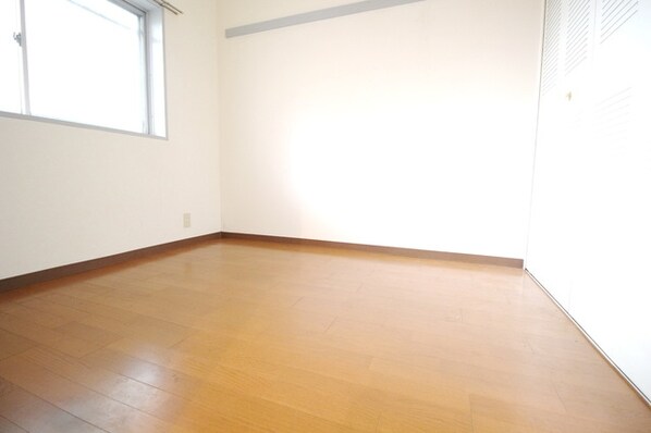 プレシールハイムの物件内観写真